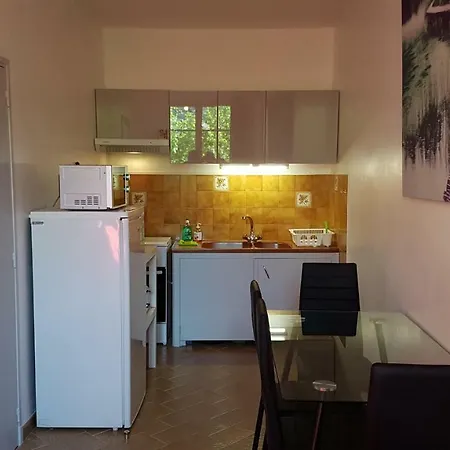 Appartements Coeur de Village Saint-Jean-du-Bruel Extérieur photo